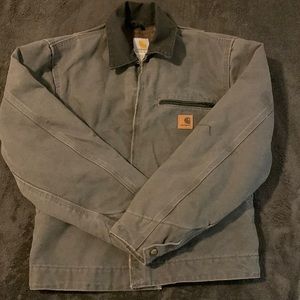 Love this jacket! Just is a bit to small for me! Great condition and great coat!